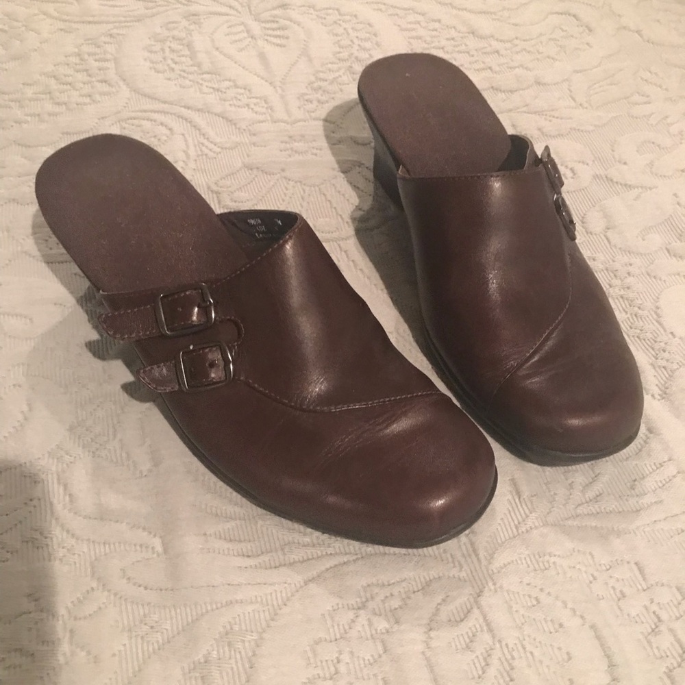 Clark’s mules shoes, brown